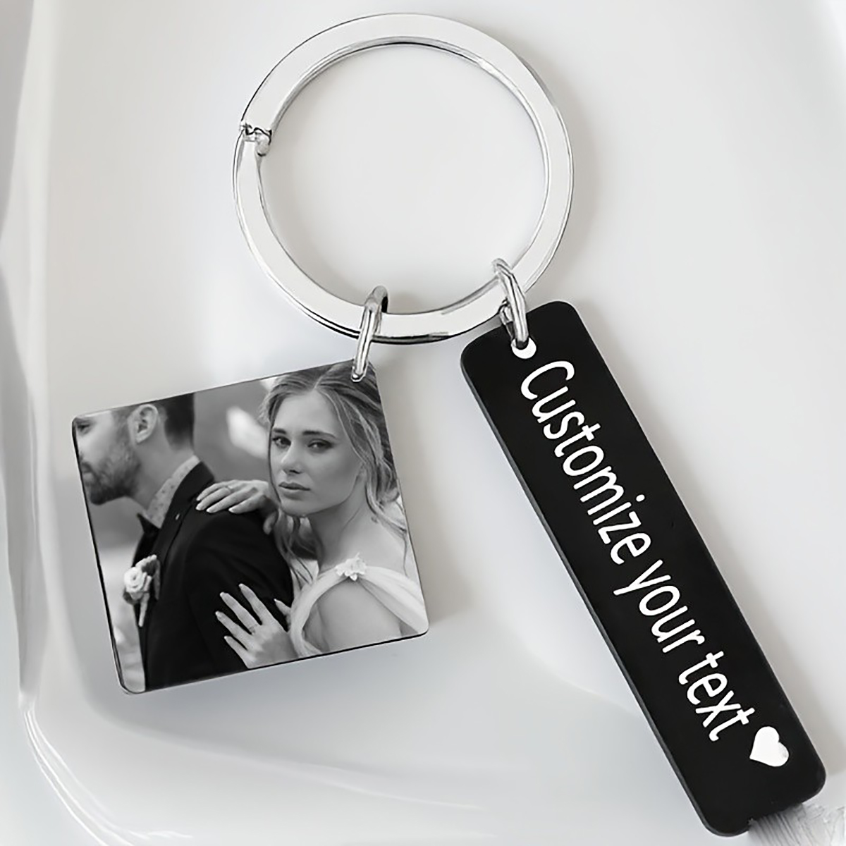 Portachiavi personalizzato in  - Initial Ring Custom recensione e prezzo