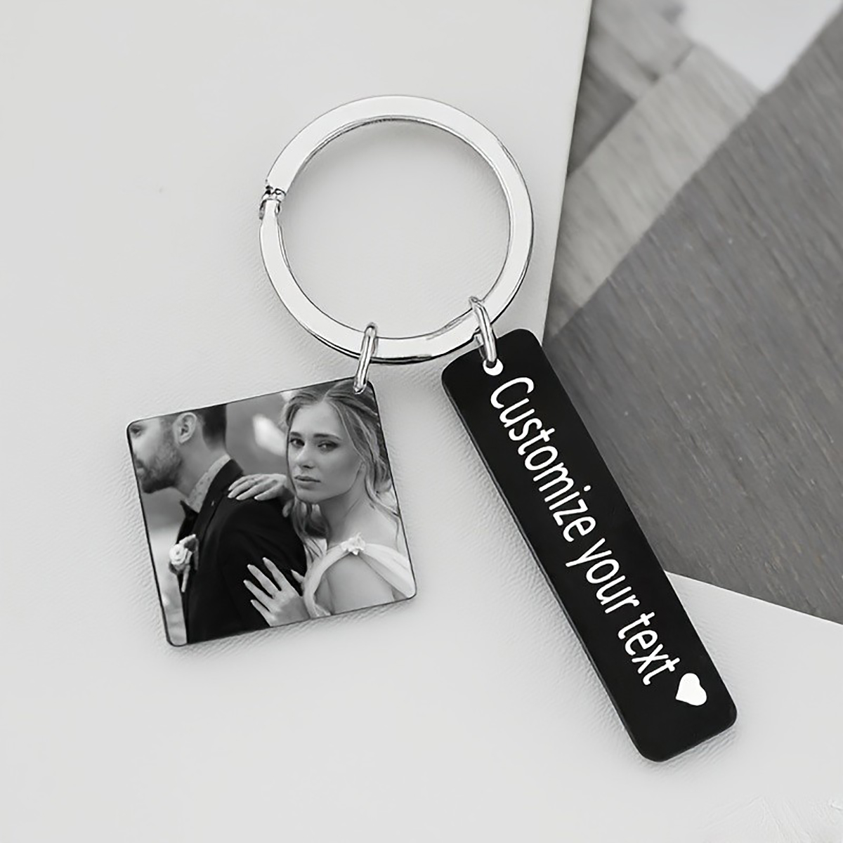 Portachiavi personalizzato in  - Initial Ring Custom recensione e prezzo