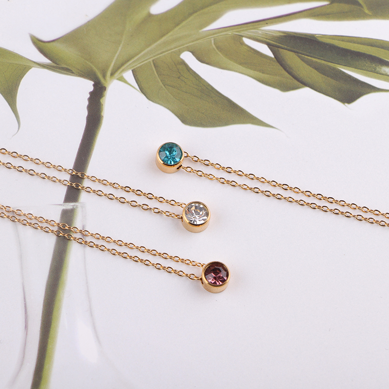 Collane con ciondolo con 12 pi - Birth Flower Necklace recensione e prezzo