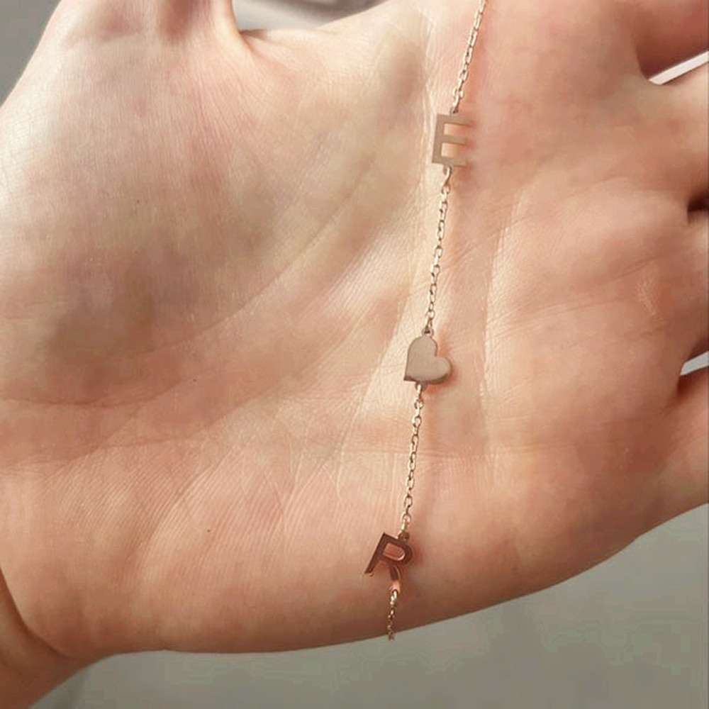 Collana con Iniziale Personali - Birth Flower Necklace recensione e prezzo
